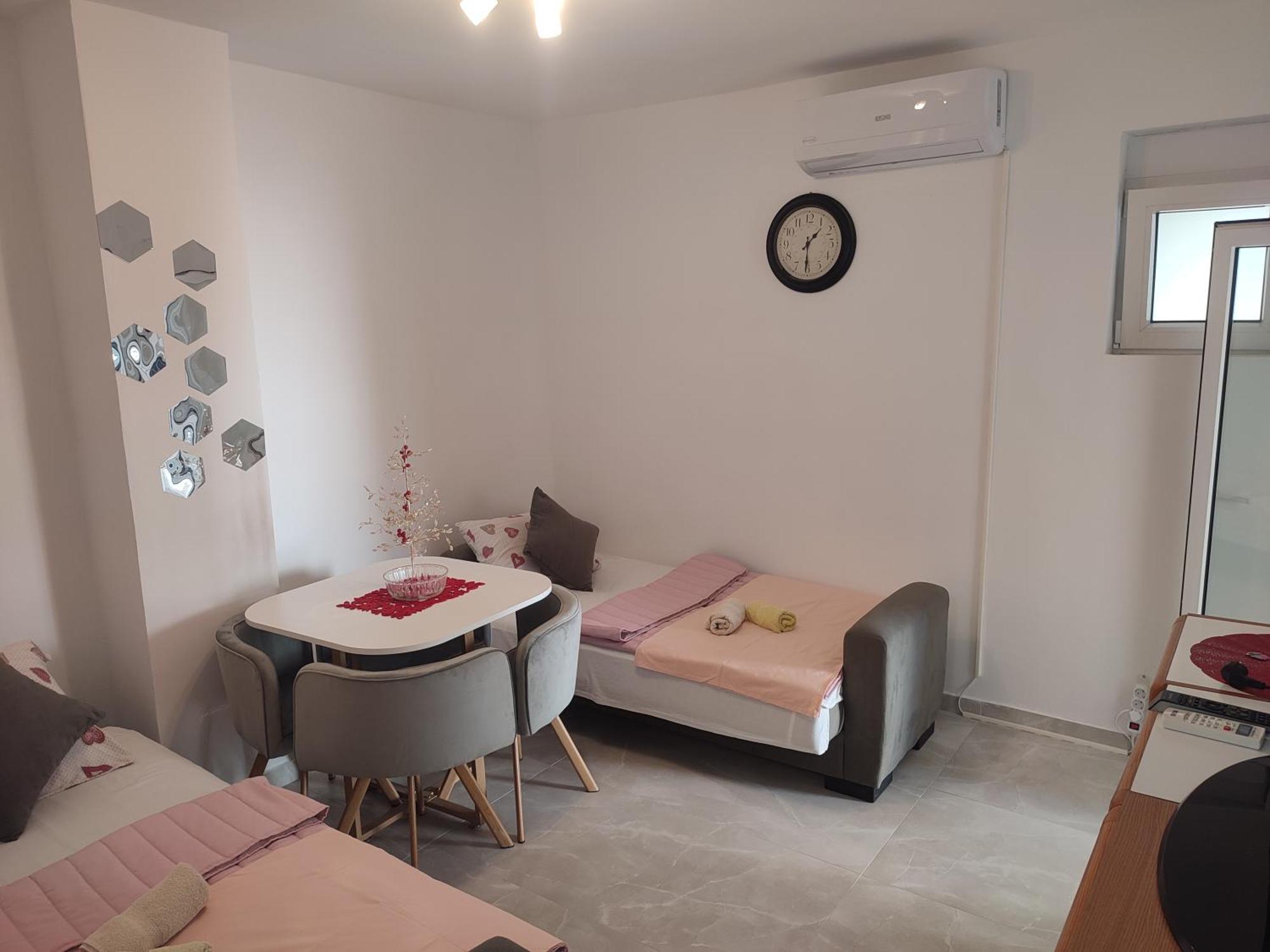 Apartment Ralf Ulcinj Esterno foto