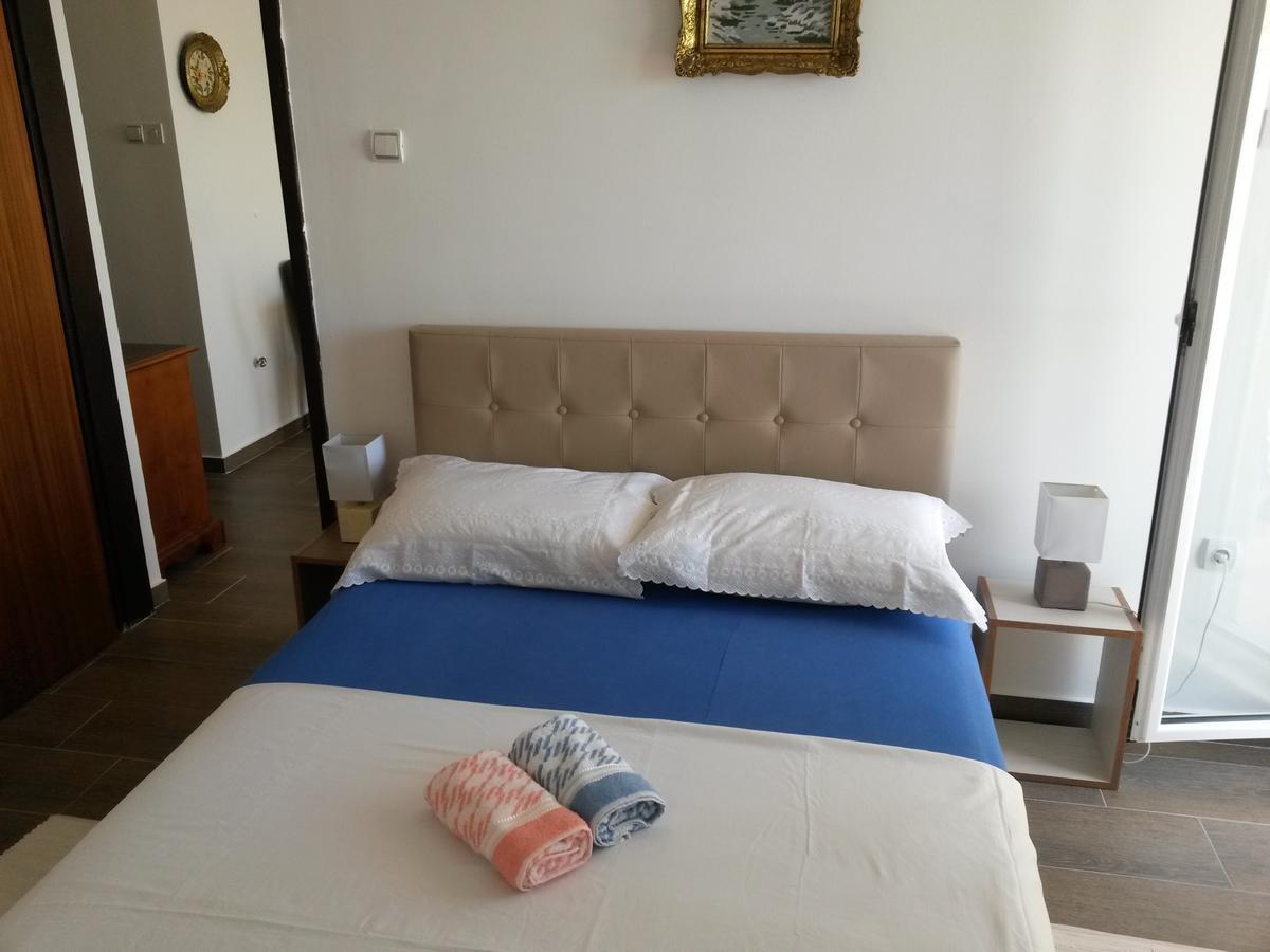 Apartment Ralf Ulcinj Esterno foto