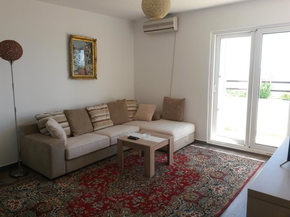 Apartment Ralf Ulcinj Esterno foto